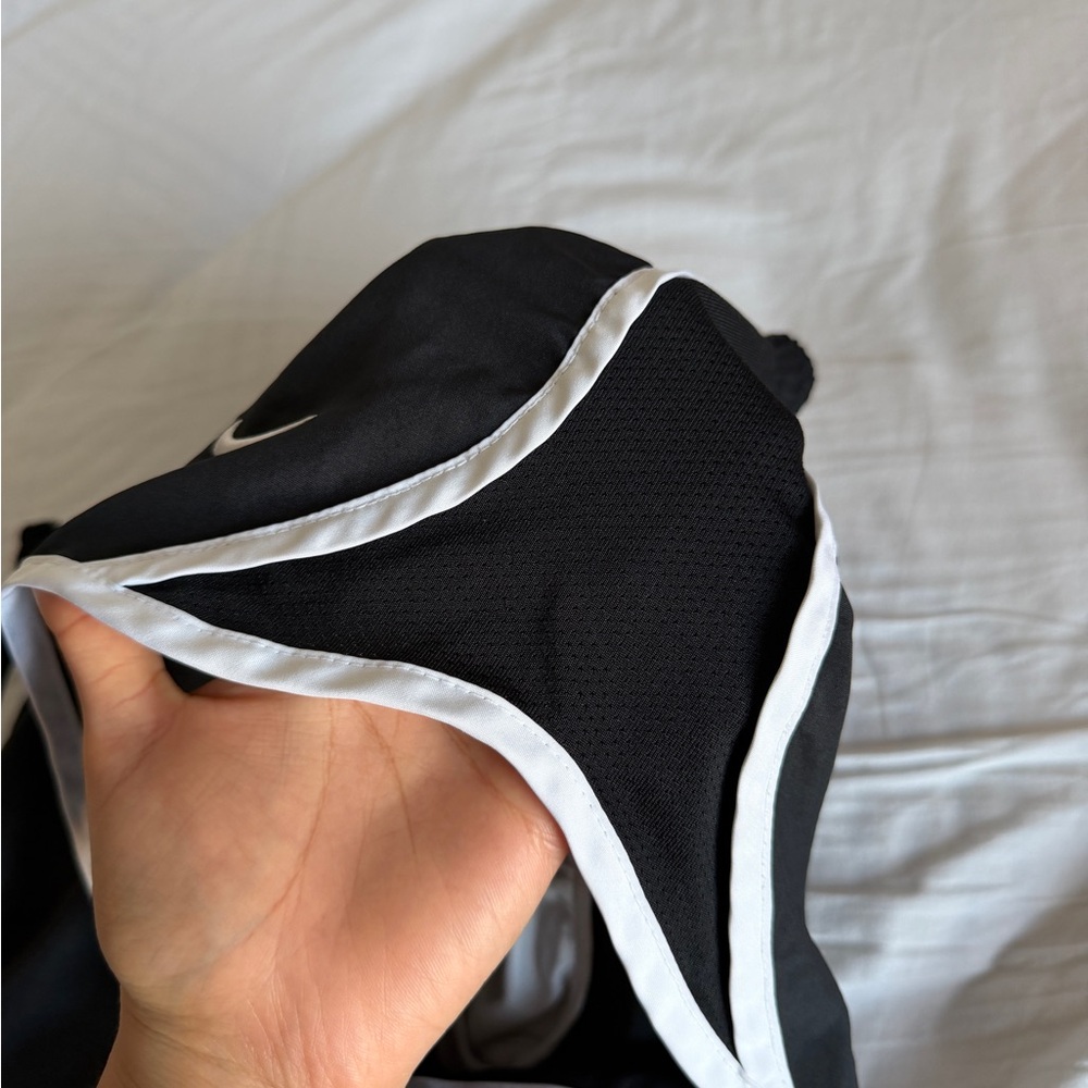 Nike Dri-Fit Tempo Running Shorts Black White Lined size M - Picture 4 of 9